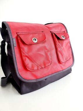 Columbia Red and Gray  Messenger Bag